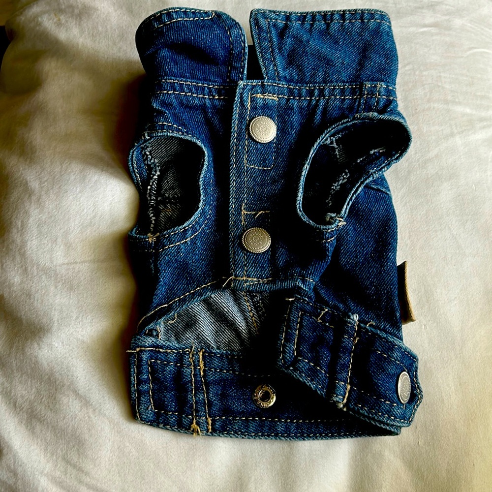 Woolrich xs puppy denim, jean jacket.